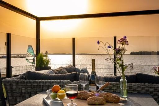 Luxus Cube Meerblick Veluwemeer Am Strand In Erster Reihe Hulshorst Buitenkant foto