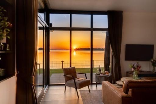 Luxus Cube Meerblick Veluwemeer Am Strand In Erster Reihe Hulshorst Buitenkant foto